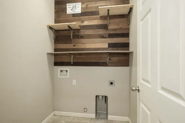 a close view of washer and dryer