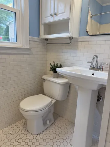 $369,900 | 101 Lake Cir Drive, Dickson, TN 37055