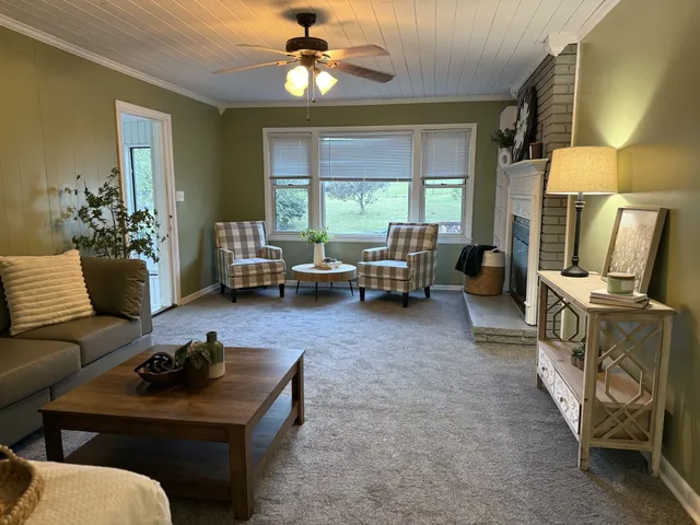 $369,900 | 101 Lake Cir Drive, Dickson, TN 37055