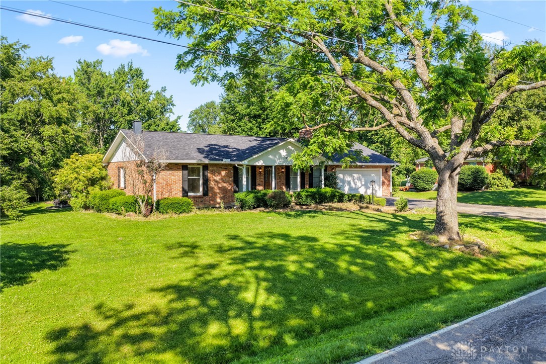 3602 Lucas Road Blanchester, OH 45107 - Photo 3 of 54