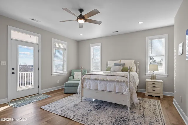 $618,000 | 152 Pelican Drive, Newport, NC 28570