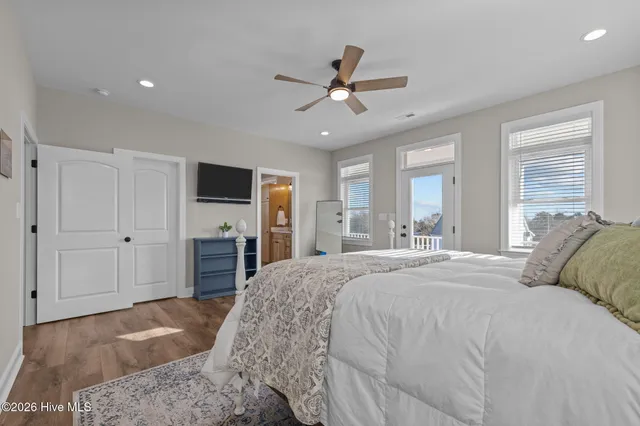 $618,000 | 152 Pelican Drive, Newport, NC 28570