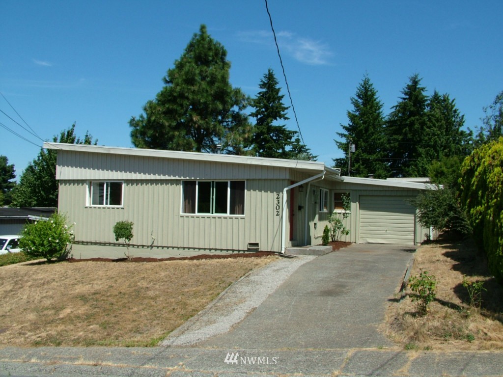 2302 Northeast 7th Street Renton, WA 98056 - Photo 1 of 19