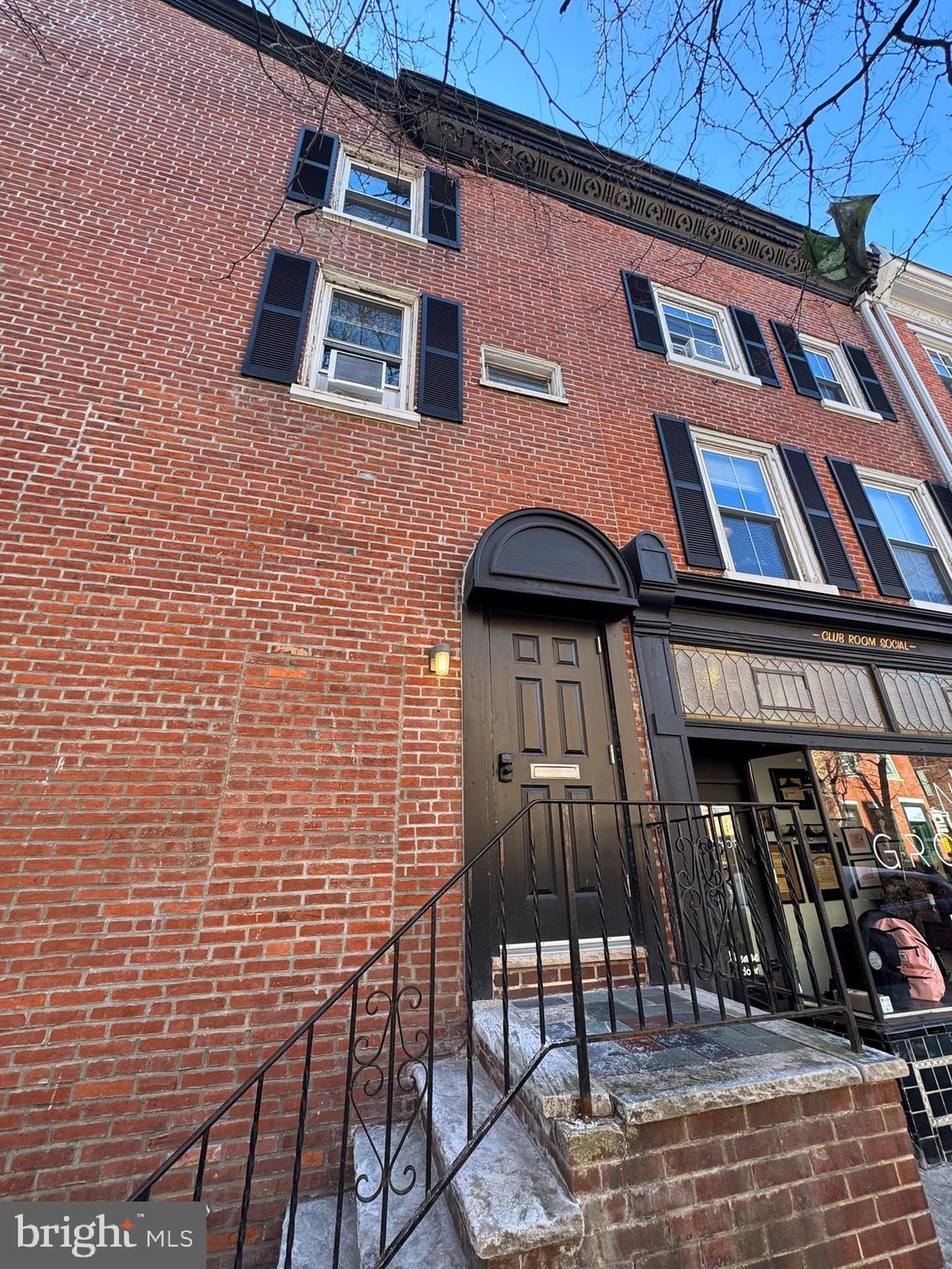 1600-2 Pine Street, Unit 3A Philadelphia, PA 19103 - Photo 3 of 10