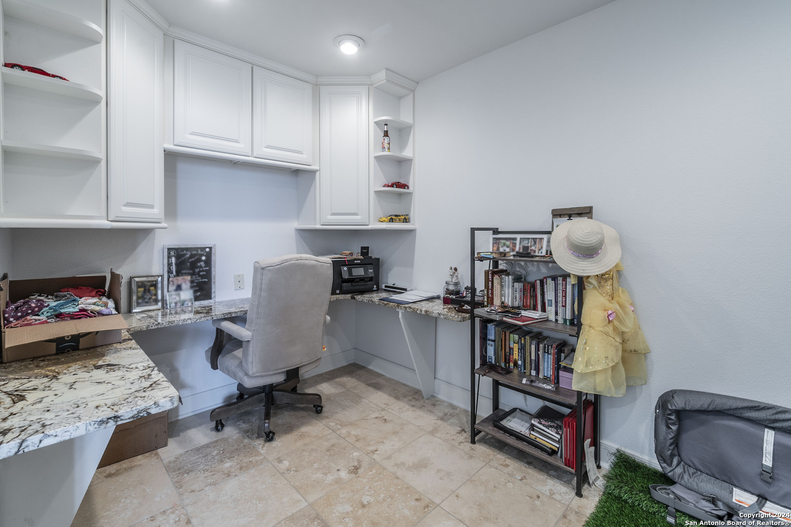 7701 Wurzbach Road, Unit 2302 San Antonio, TX 78229 - Photo 18 of 40 a view of a workspace with furniture
