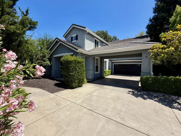 $4,875 | 5 Blackberry Drive, Napa, CA 94558