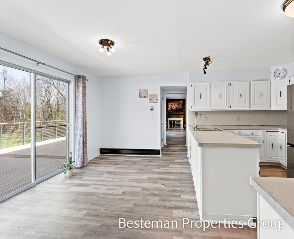 3316 West River Road Muskegon, MI 49445 - Photo 23 of 84 3316W.RiverRd-38LoRes
