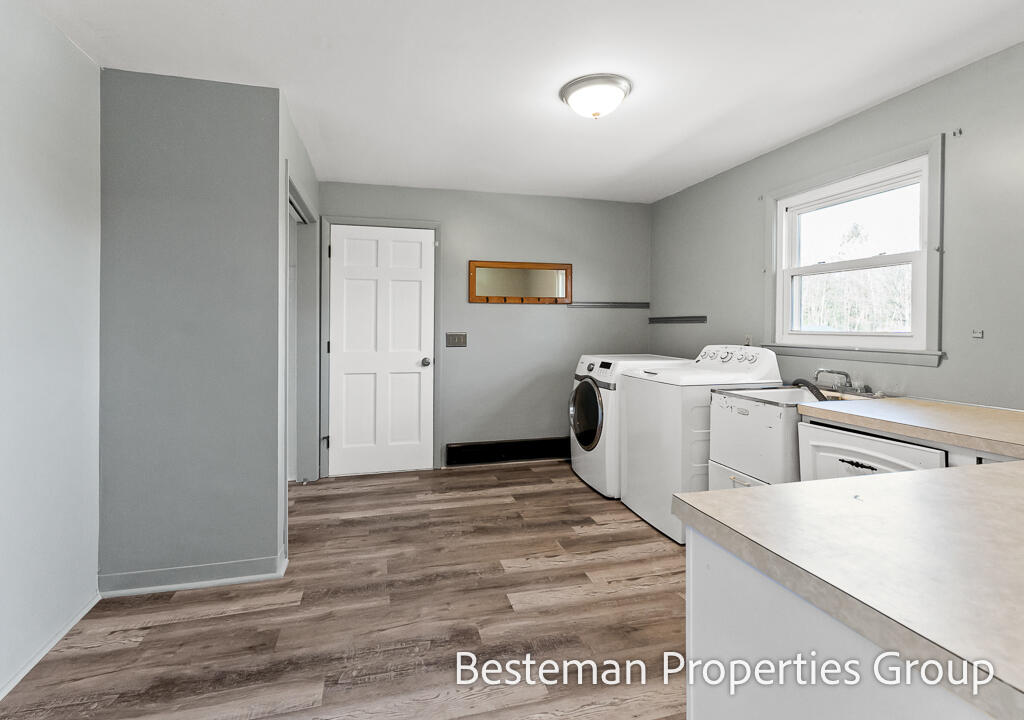 3316 West River Road Muskegon, MI 49445 - Photo 33 of 84 3316W.RiverRd-48LoRes