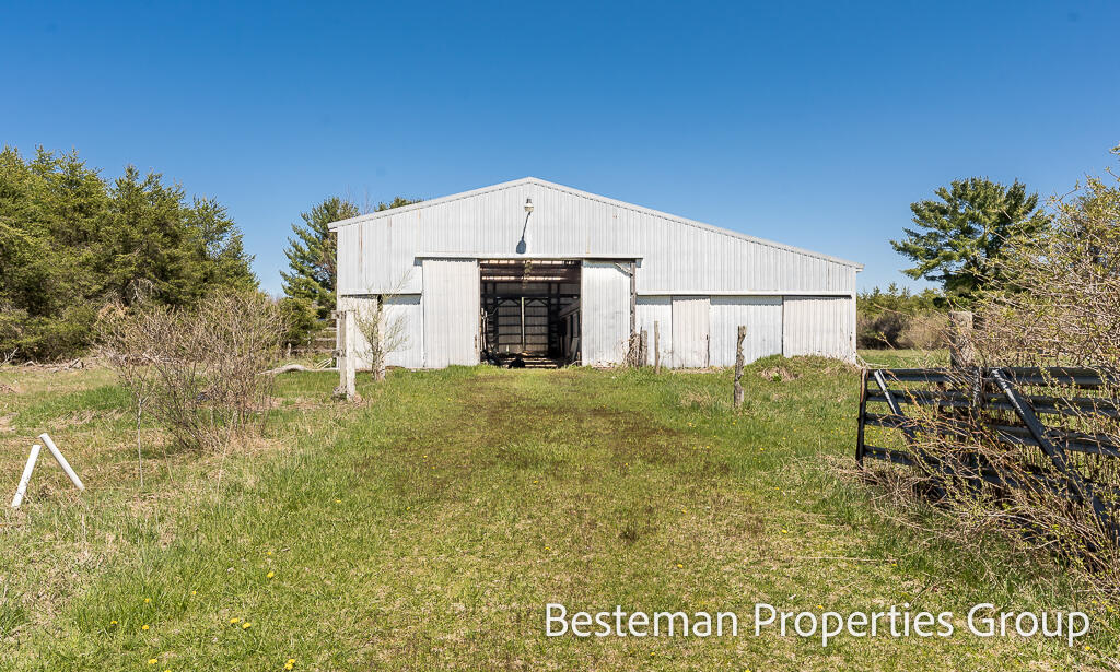 3316 West River Road Muskegon, MI 49445 - Photo 77 of 84 3316W.RiverRd-13LoRes