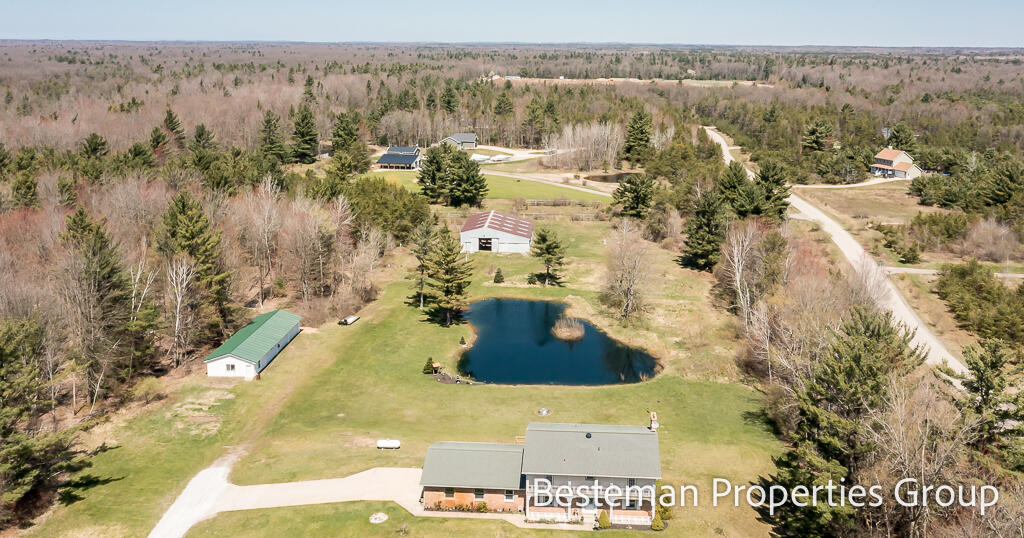 3316 West River Road Muskegon, MI 49445 - Photo 79 of 84 3316W.RiverRd-15LoRes