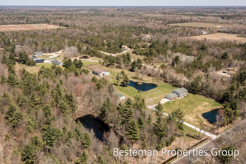 3316 West River Road Muskegon, MI 49445 - Photo 80 of 84 3316W.RiverRd-17LoRes