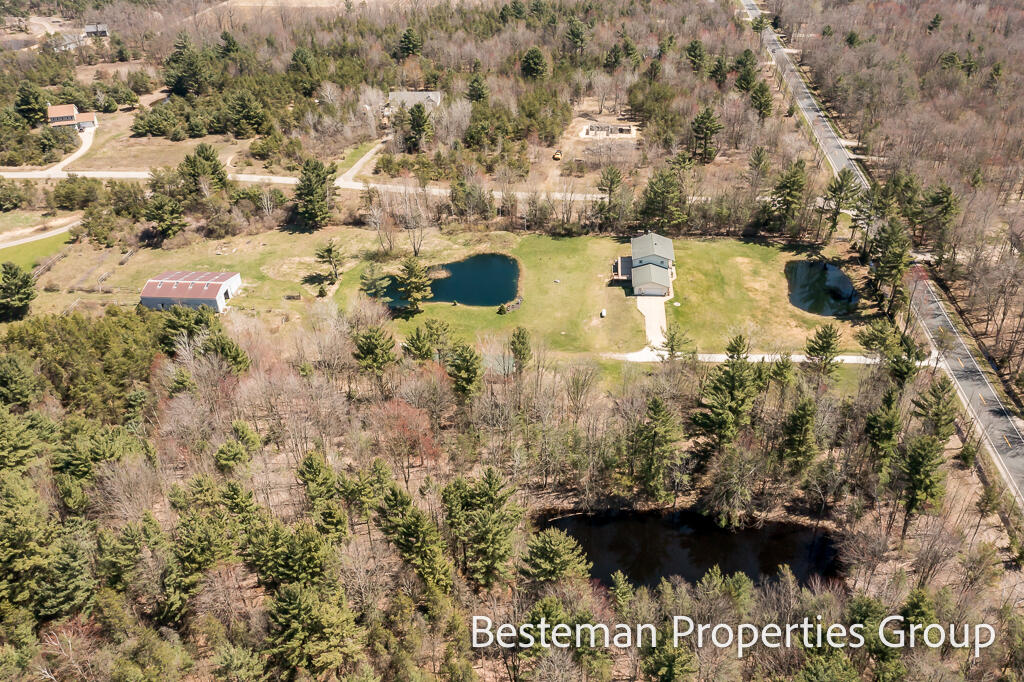 3316 West River Road Muskegon, MI 49445 - Photo 81 of 84 3316W.RiverRd-18LoRes