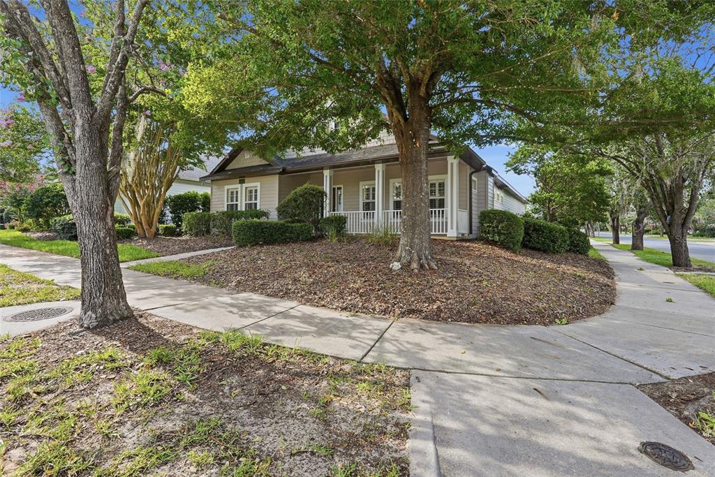 8693 Southwest 76th Place Gainesville, FL 32608 - Photo 2 of 36