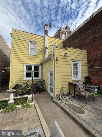 $300,000 | 407 Hudson Street, Trenton, NJ 08611