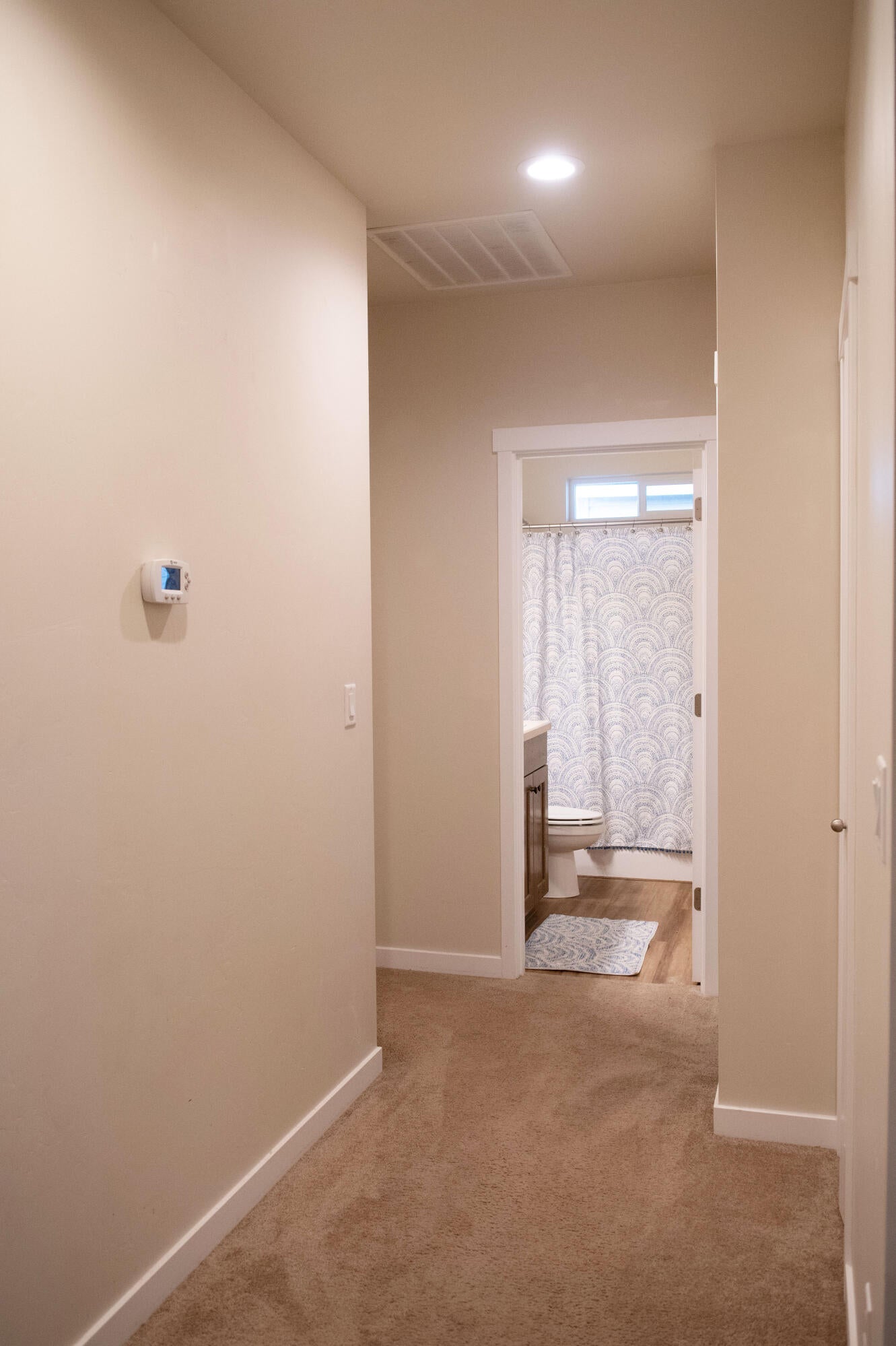 51233 Riley Lane La Pine, OR 97739 - Photo 8 of 26 Hall