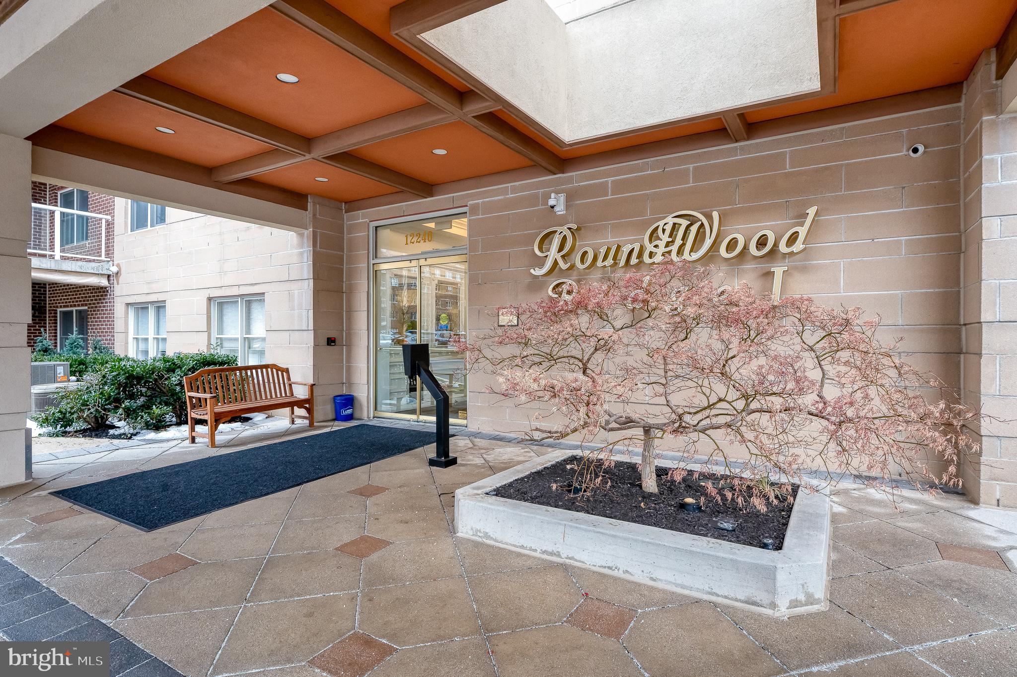 12240 Roundwood Road, Unit 405 Lutherville-Timonium, MD 21093 - Photo 3 of 51 COVERED ENTRANCE