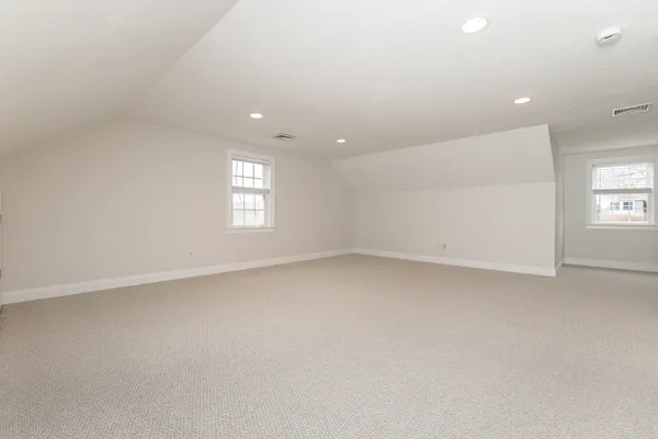 $699,999 | 15 Seminole Avenue, Unit 15, Framingham, MA 01702