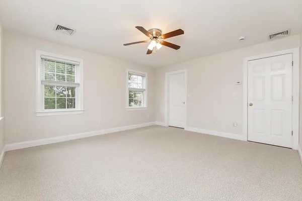 $699,999 | 15 Seminole Avenue, Unit 15, Framingham, MA 01702