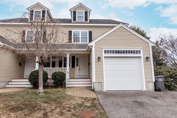 $699,999 | 15 Seminole Avenue, Unit 15, Framingham, MA 01702