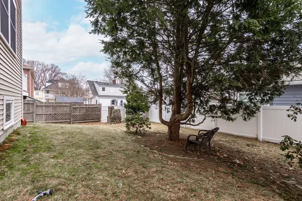 $699,999 | 15 Seminole Avenue, Unit 15, Framingham, MA 01702