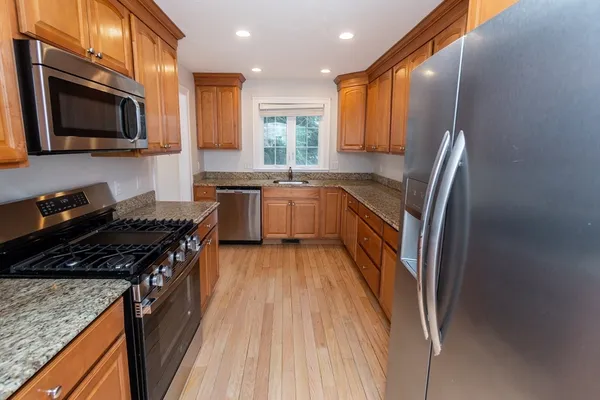 $699,999 | 15 Seminole Avenue, Unit 15, Framingham, MA 01702