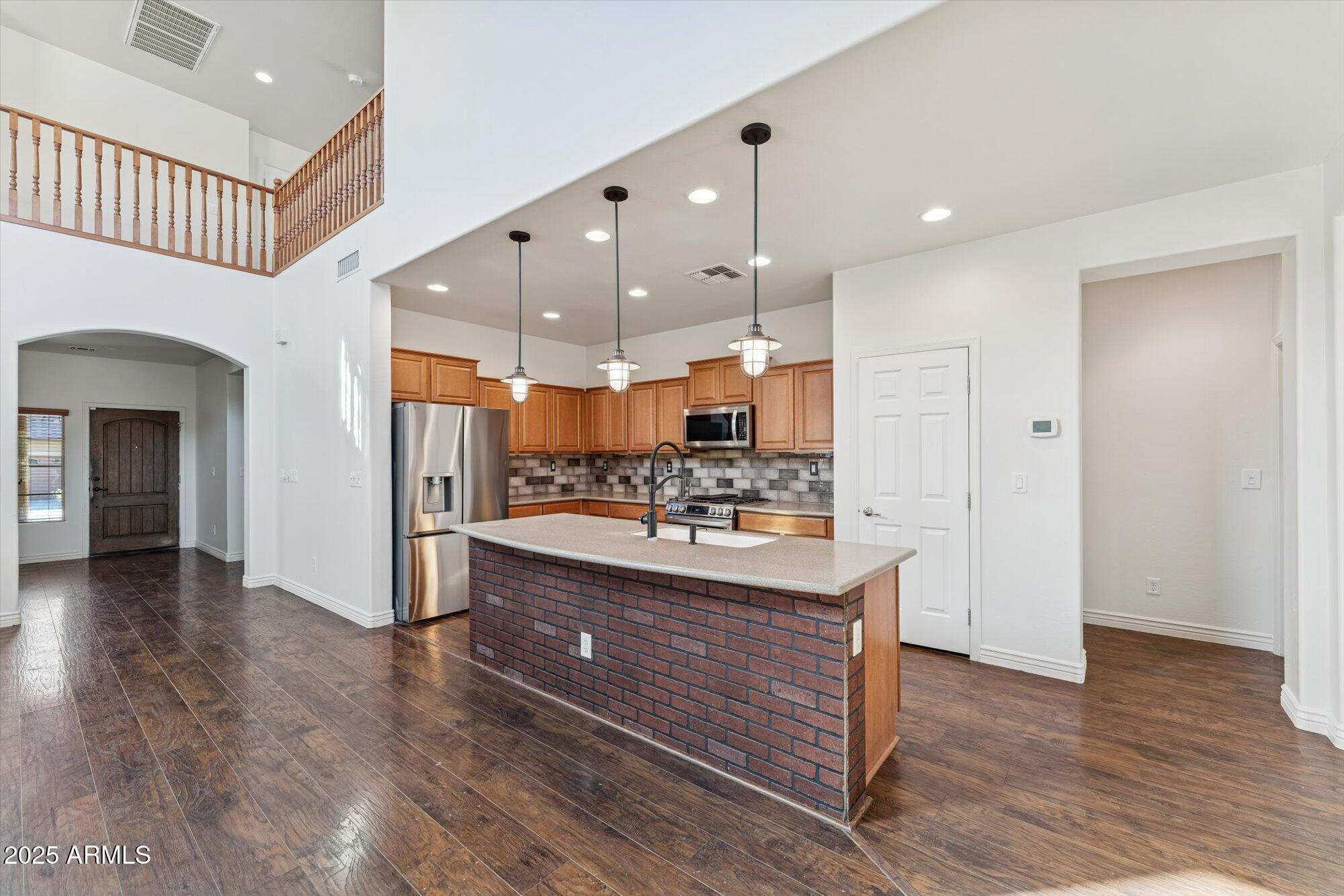 1630 West Red Bird Road Phoenix, AZ 85085 - Photo 2 of 26 Flooded With Natural Light