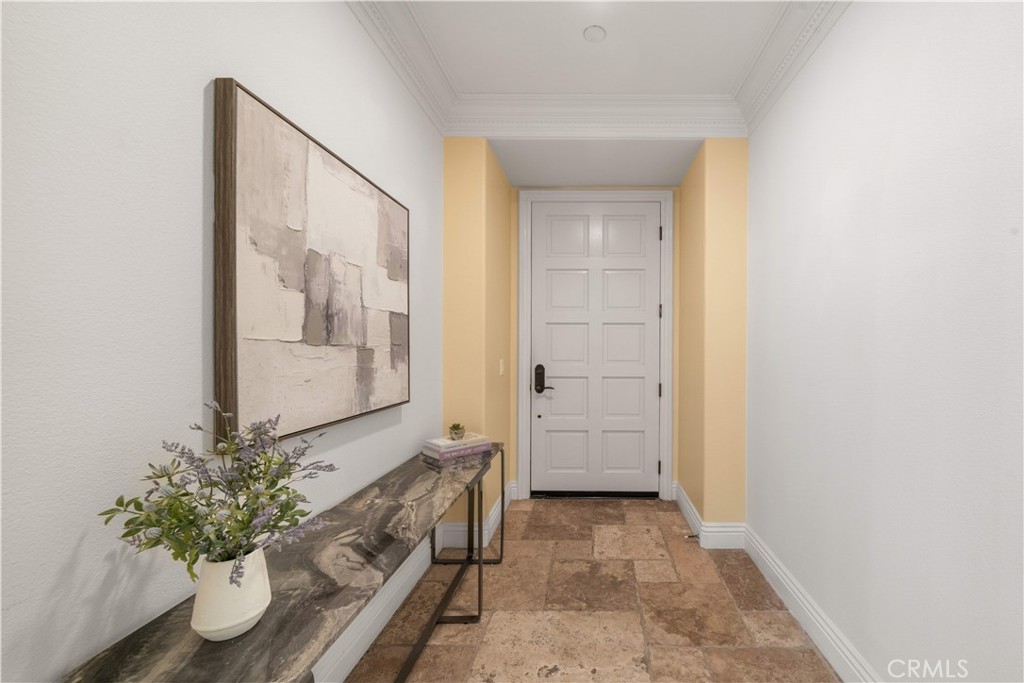 94 Mission Irvine, CA 92620 - Photo 5 of 48