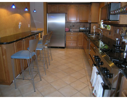 22 Knight Road Framingham, MA 01701 - Photo 6 of 20 Gallery Image 6