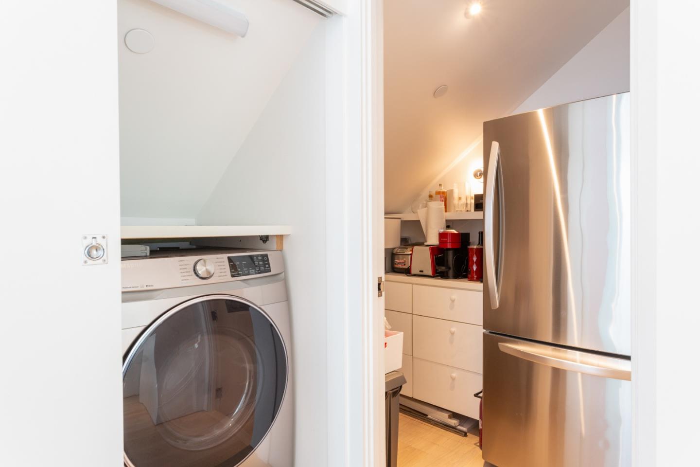 23 Gate 6 1/2 Road Sausalito, CA 94965 - Photo 29 of 34 a utility room with dryer and washer