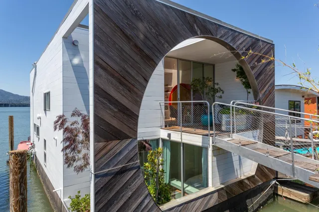 $2,895,000 | 23 Gate 6 1/2 Road, Sausalito, CA 94965