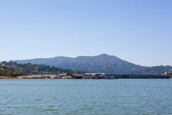 $2,895,000 | 23 Gate 6 1/2 Road, Sausalito, CA 94965