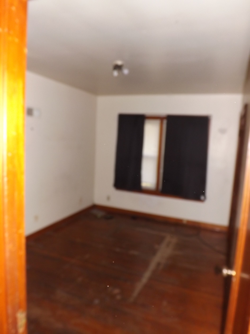296 Timber Creek Road Dixon, IL 61021 - Photo 18 of 20 a view of an empty room