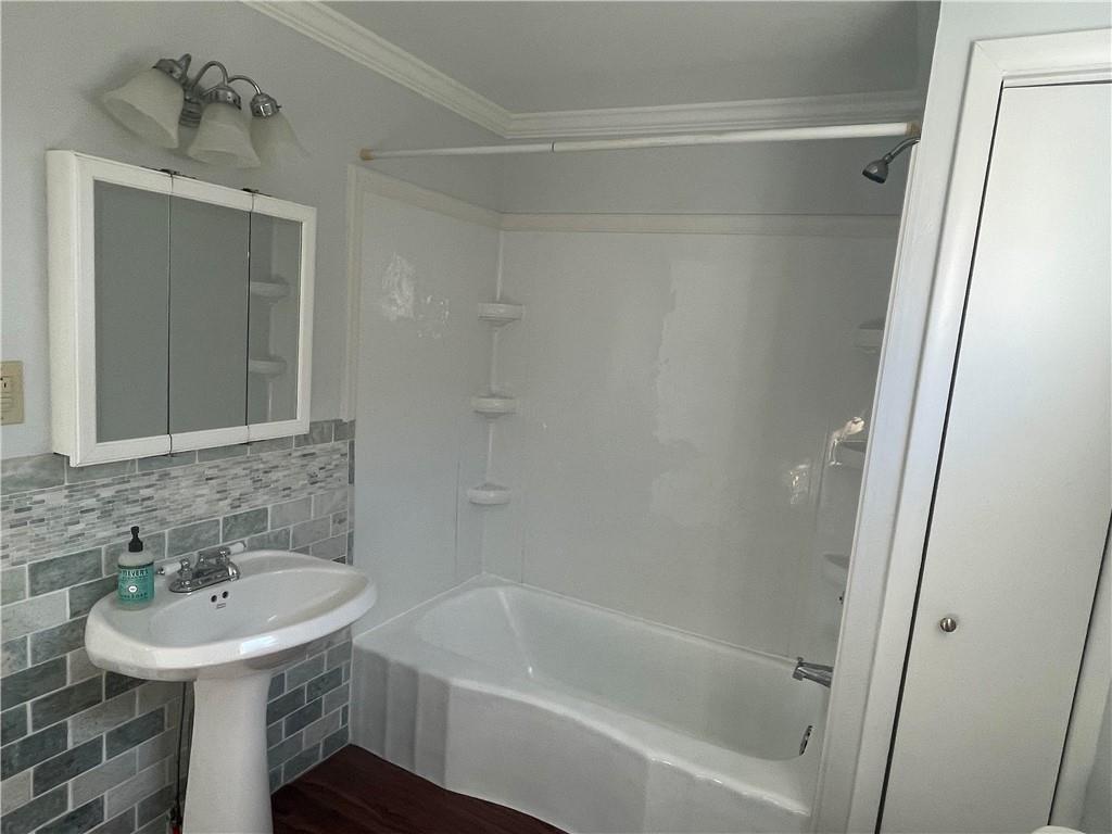 427 Hotel Road Ligonier, PA 15658 - Photo 4 of 18 Gallery Image 4