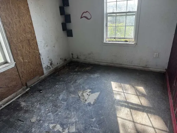 $149,379 | 20202 Highway 36, Guy, TX 77444