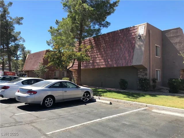$1,150 | 5160 Indian River Drive, Unit 327, Las Vegas, NV 89103