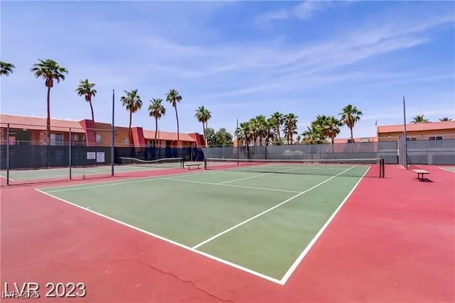 $1,150 | 5160 Indian River Drive, Unit 327, Las Vegas, NV 89103