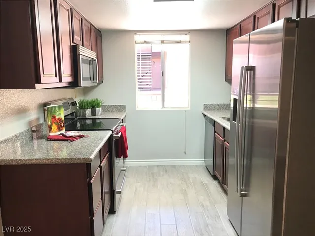 $1,150 | 5160 Indian River Drive, Unit 327, Las Vegas, NV 89103