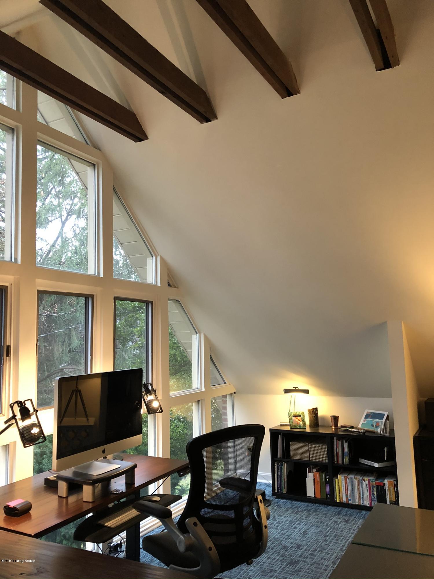 359 Ridgeway Avenue Louisville, KY 40207 - Photo 22 of 48 Beamed ceiling