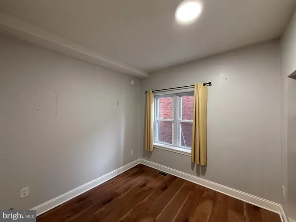 $1,500 | 230 South 45th Street, Unit 1, Philadelphia, PA 19104