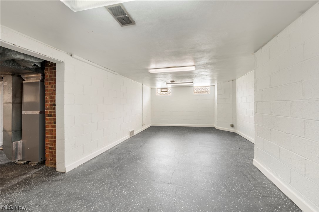 2423 Channing Road Cleveland, OH 44118 - Photo 21 of 23 Gallery Image 21