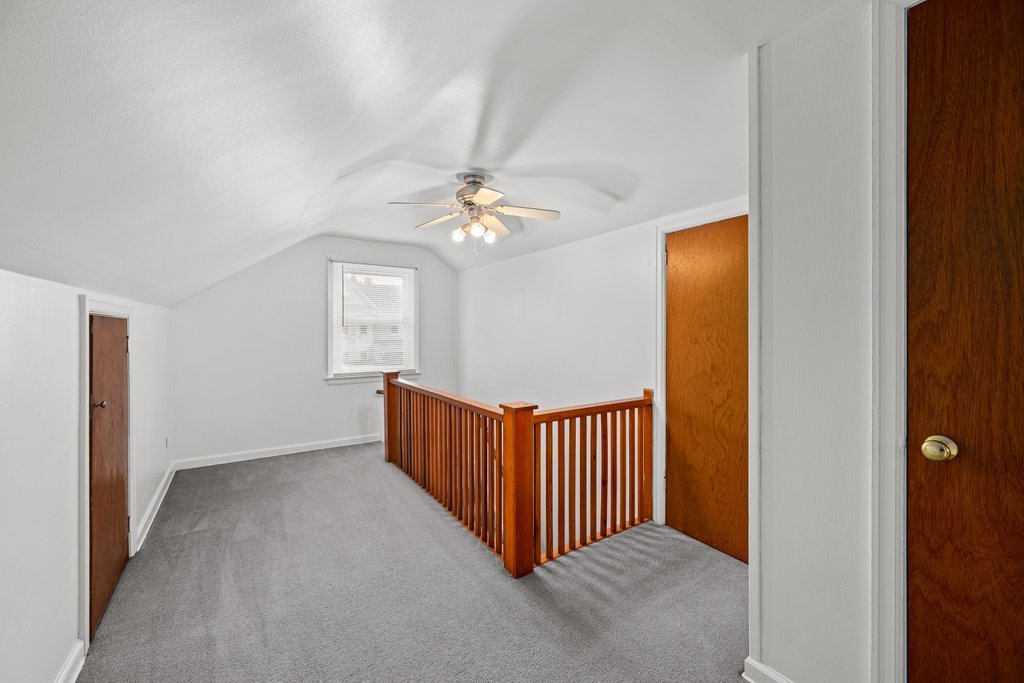925 12th Avenue Moline, IL 61265 - Photo 21 of 36 a view of a livingroom with a chandelier fan