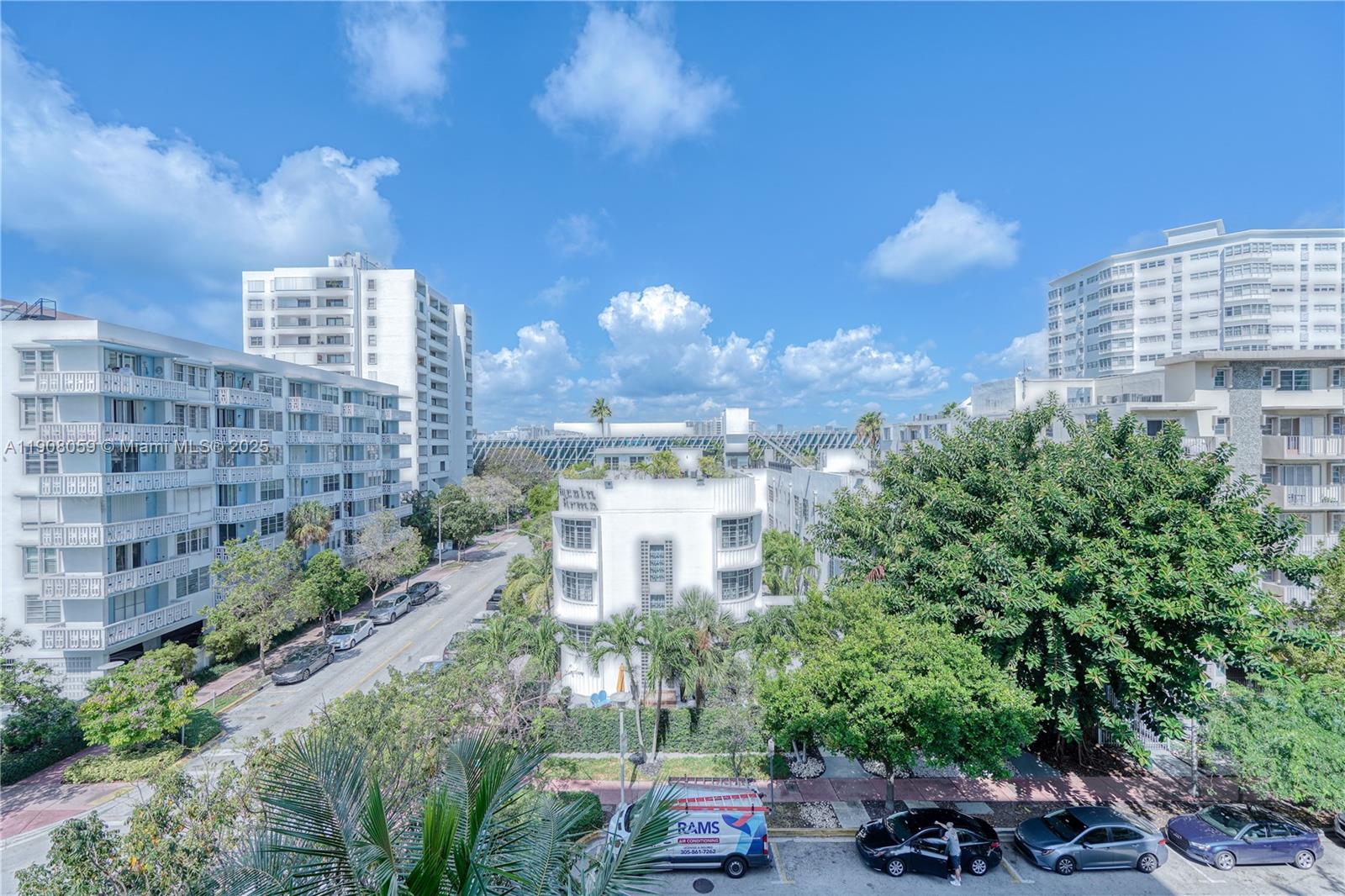 245 18th Street, Unit 502 Miami Beach, FL 33139 - Photo 11 of 27 Balcony View West