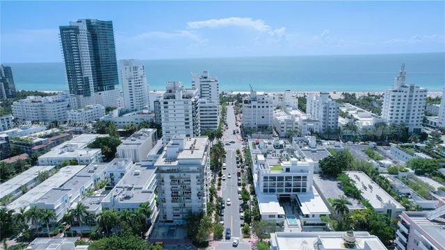 $330,000 | 245 18th Street, Unit 502, Miami Beach, FL 33139