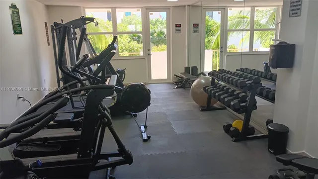 $330,000 | 245 18th Street, Unit 502, Miami Beach, FL 33139