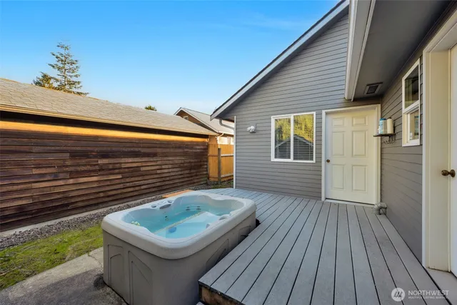 $940,000 | 1329 63rd Street Southeast, Everett, WA 98203