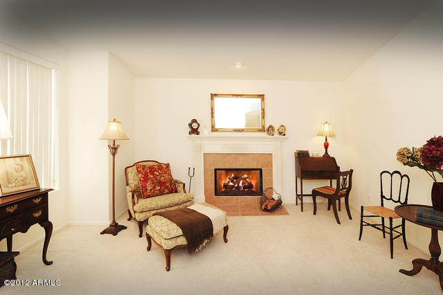 100 South Ranchos Legante Drive Gilbert, AZ 85296 - Photo 6 of 30 Livingroom