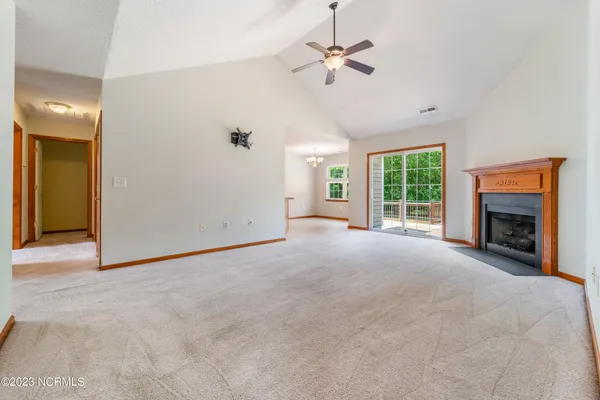 $1,795 | 103 Appleton Lane, Richlands, NC 28574