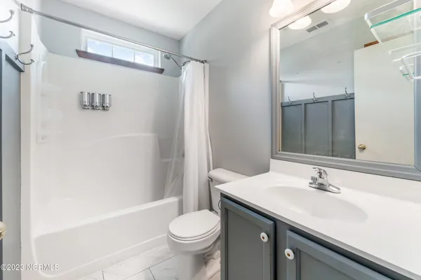 $1,795 | 103 Appleton Lane, Richlands, NC 28574