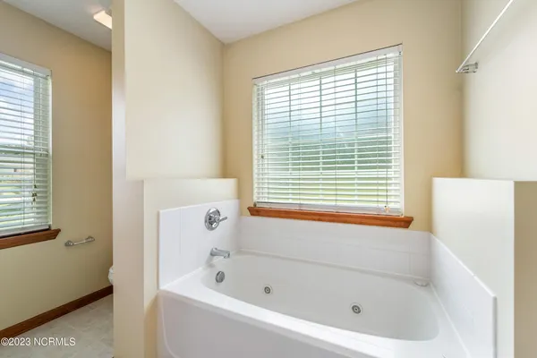 $1,795 | 103 Appleton Lane, Richlands, NC 28574