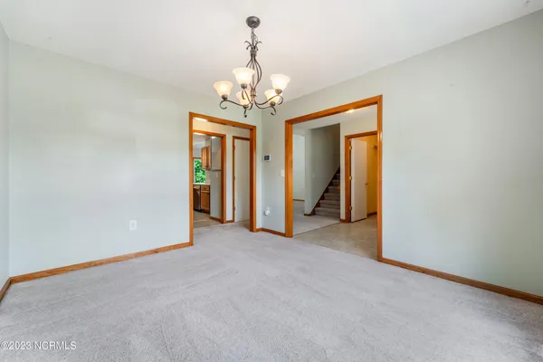 $1,795 | 103 Appleton Lane, Richlands, NC 28574